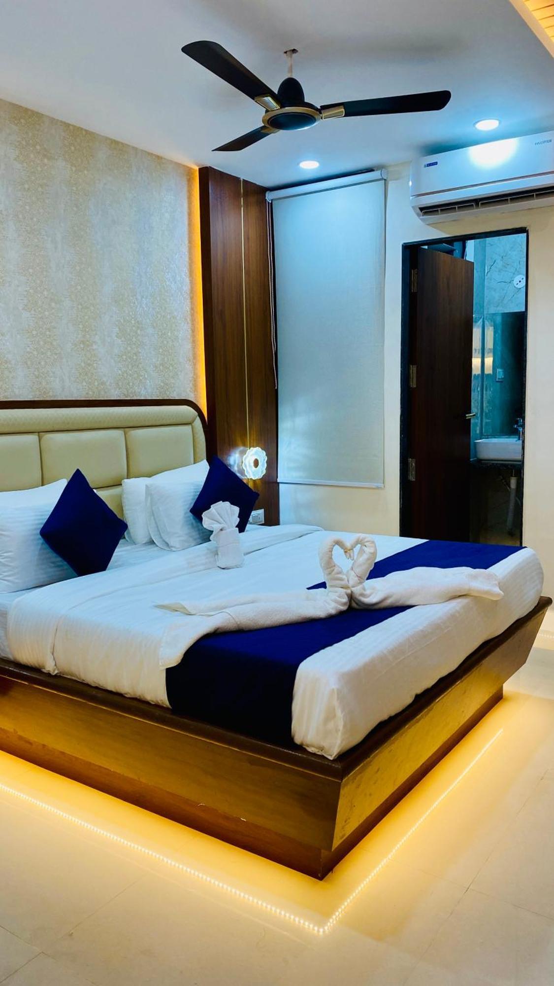 Hotel Aranyasutra Inaya, Indore Exterior foto